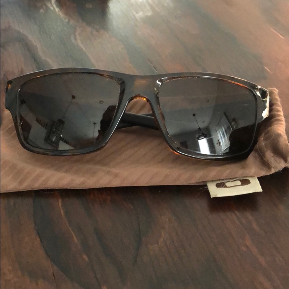 Oakley Sunglasses Men’s